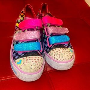 Little girls Twinkle Toes, light up. Size 13.5.
